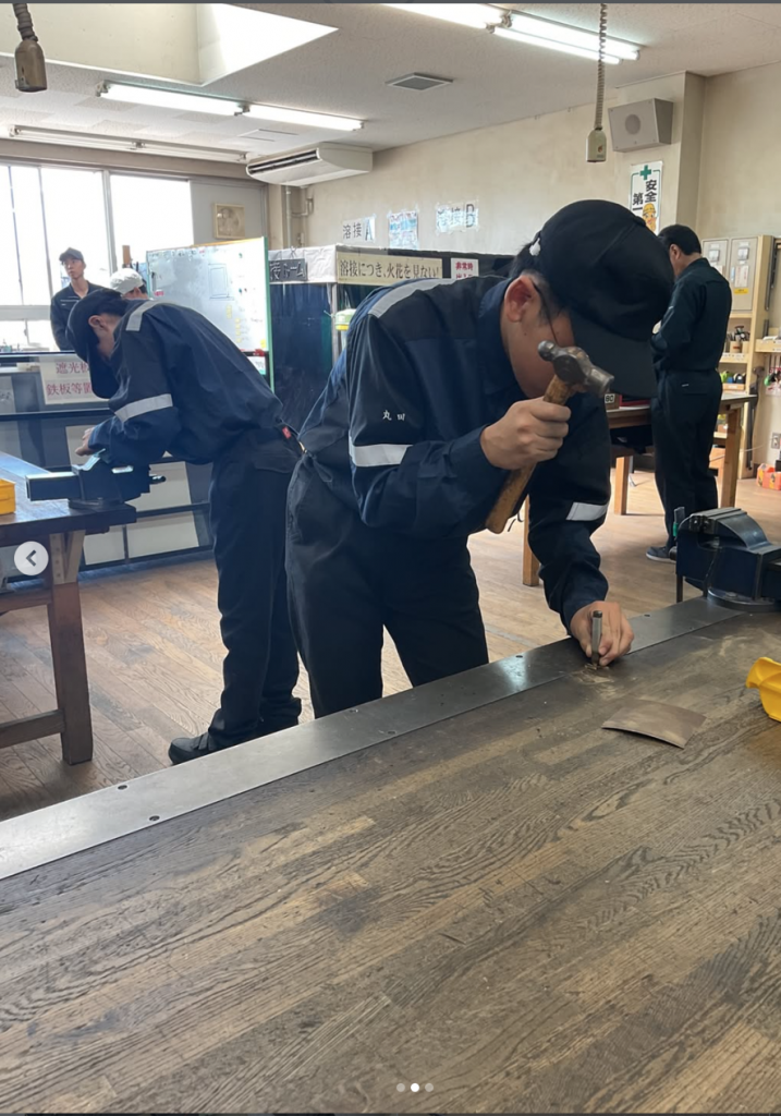 金工の様子